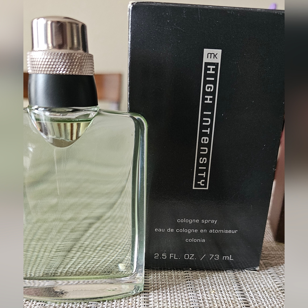 Mary Kay High Intensity Cologne - Black and Silver